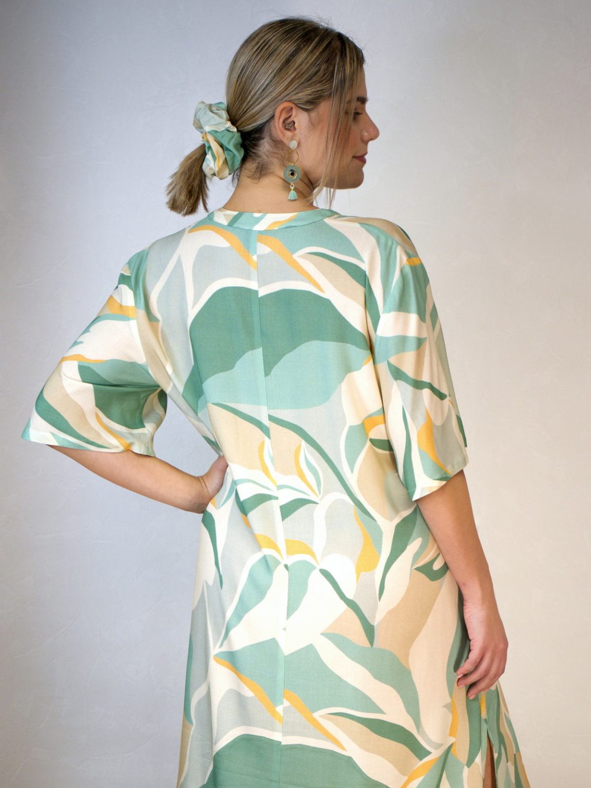 Luxurious Oversized Kythera Scrunchie by KOKKOSAMMOU